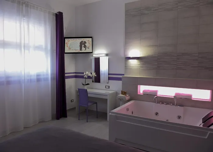 Appartement Nido Di Suite, Jacuzzi King Size, Metro C *